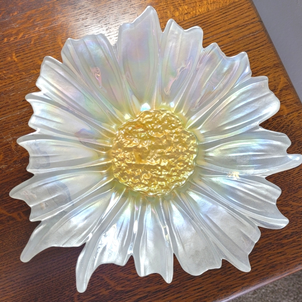 Decorative spring plates